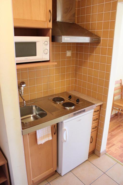 Het Vezer Apartmanhotel Komárom Zimmer foto